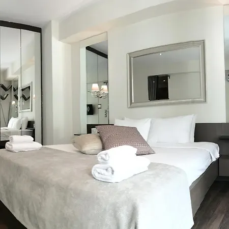 Luxury 3*